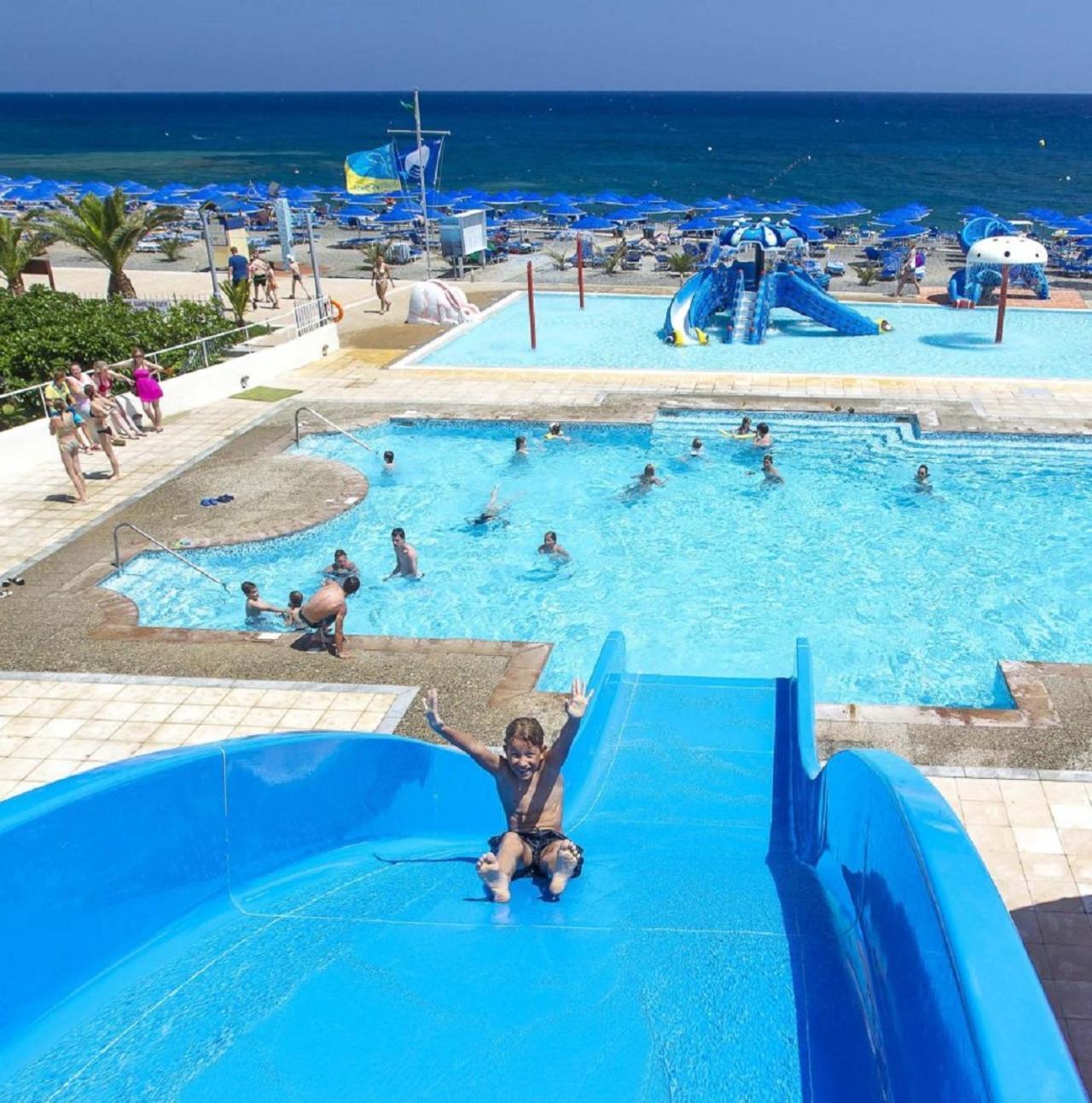 Mare Blue Hotel Ierapetra  Exterior photo